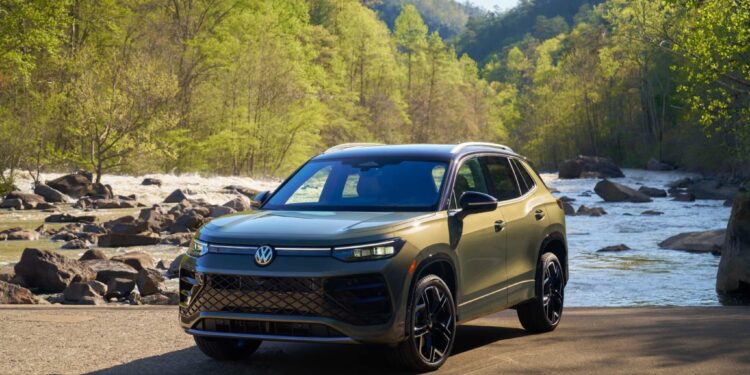 2026 VW Tiguan SEL R-Line Turbo: Самый мощный «Тигуан» с новым мотором и дизайном