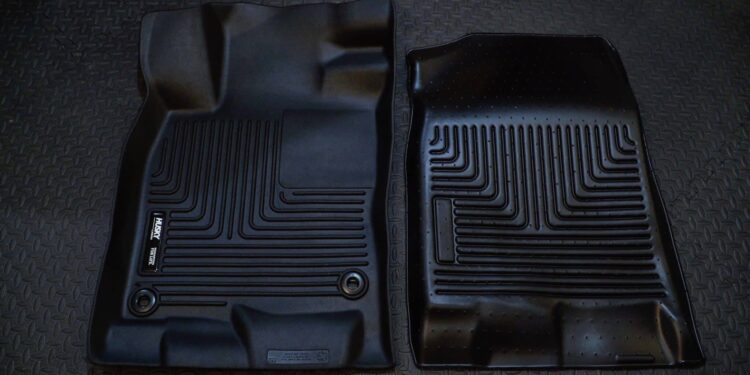 Husky Liners X-act Contour: тест ковриков, которые мягче, чем кажутся