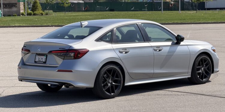 2026 Honda Civic Sport: лучший седан за 28 тысяч долларов