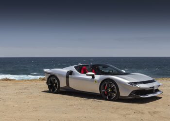 2027 Ferrari 849 Testarossa Spider: 1036 сил без крыши — это кайф
