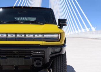 2027 GMC Hummer EV Icon 25: Ностальгия по H2 в электрическом исполнении