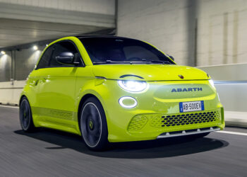 Abarth 500e: лизинг от 99 евро в месяц