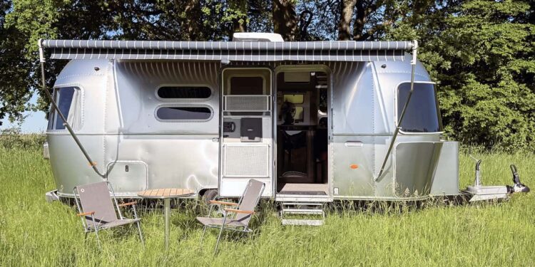 Airstream отмечает 20 лет в Европе юбилейной спецсерией
