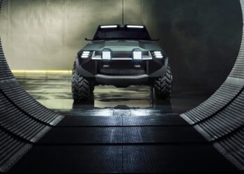 Аston Martin Dreadnought: Бешеный V12-SUV для Call of Duty