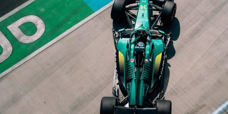 Aston Martin опробовала мотор Honda на съёмочном дне в Венгрии