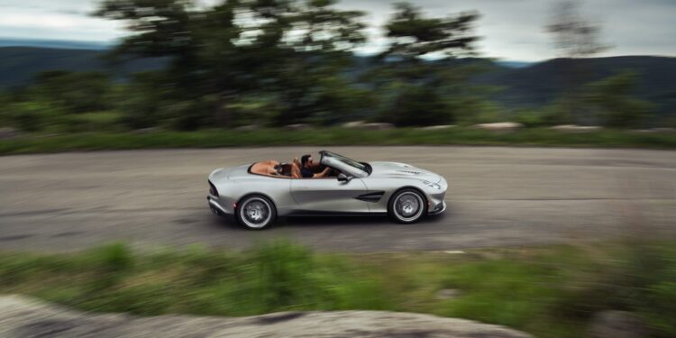 Aston Martin откладывает смерть V12: новый модульный двигатель и платформа