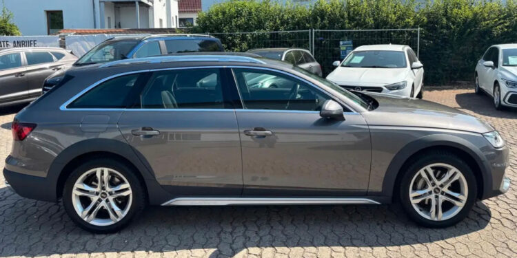 Audi A4 allroad: почти новый за полцены — выгодное предложение