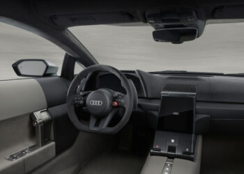 Audi отказывается от тотального тачскрина: кнопки возвращаются