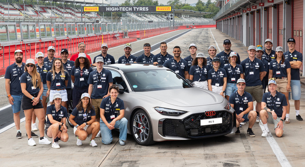 Audi привезла чемпионов FISI на Имолу: 29 спортсменов и 18 медалей на трассе с новой RS 5