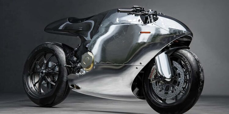 Bandit9 превратил Ducati 821 в ар-деко ракету из жидкого металла