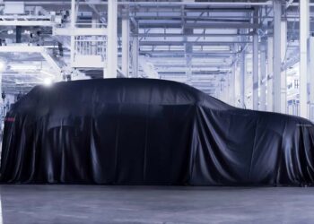 Бентли собрал оркестр, чтобы воскресить звук V8 для электромобиля Torcal