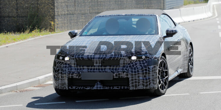 BMW i4 Кабриолет: Электромобили с откидным верхом выходят на новый уровень