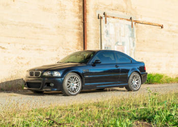 BMW M3 с историей: на этом купе гонял двукратный победитель «Индианаполиса-500»