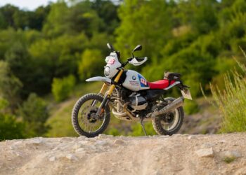 BMW представила спецверсию R 12 G/S для GS Trophy 2026 — и это не просто ностальгия