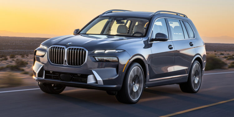BMW X7: флагманский внедорожник с рекордными скидками