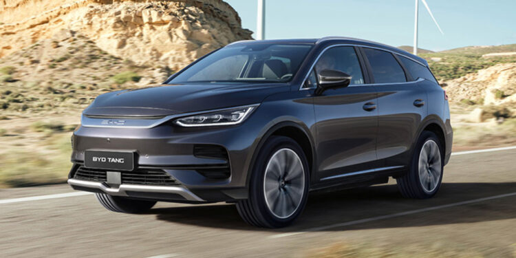 BYD Tang: китайский электрический внедорожник дешевле европейских аналогов на 21 000 евро