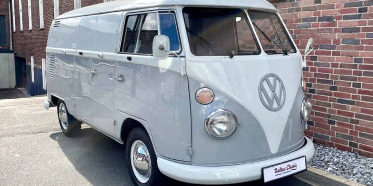 Бывший пожарный VW T1 ищет нового владельца