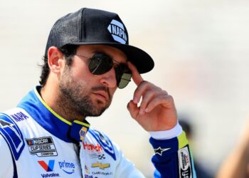 Чейз Эллиотт хочет вернуть гонки NASCAR под субботний вечер