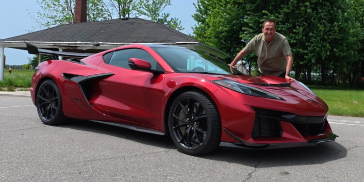 Corvette ZR1: 1250 лошадей и электромотор — новый кошмар Ferrari