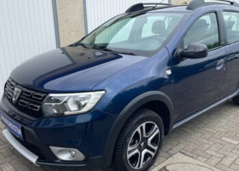 Dacia Sandero Stepway с пробегом 30 000 км продаётся за 9999 евро