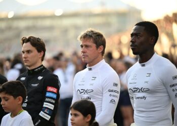 Дамсон Идрис намекнул на сиквел «F1»: «Переговоры идут, и это круто»