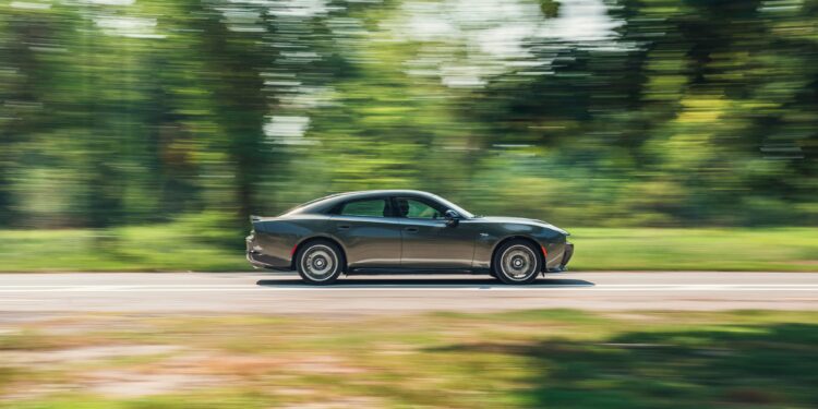 Dodge Charger Sixpack R/T: Бензиновый выкуп культового масюла