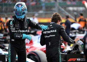 Джордж Расселл не понимает, почему Mercedes теряет скорость на Гран-при Великобритании