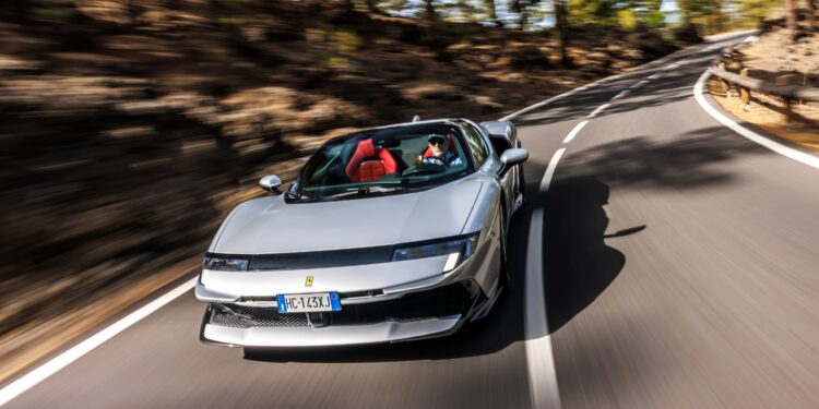 Ferrari 849 Testarossa Spider: 1000 лошадей, которые не пугают
