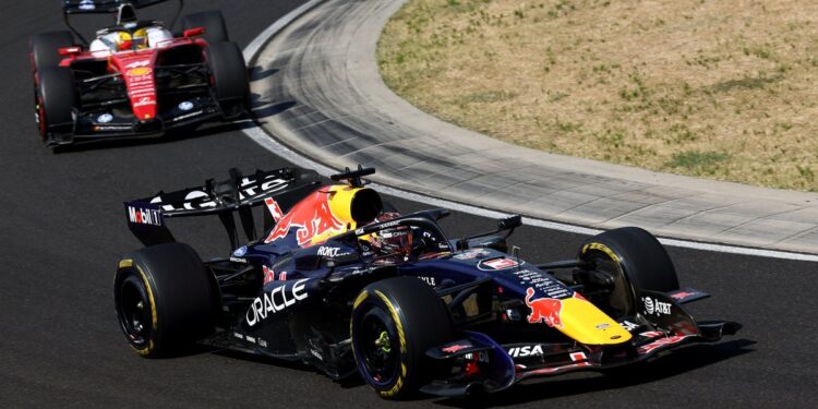 Ferrari удивила «острая» стратегия Red Bull: как Ферстаппен вырвал второе место в Венгрии