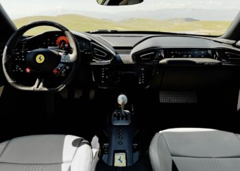 Ferrari возвращает «механику»: спустя 30 лет после того, как первой автоматизировала «ручку»