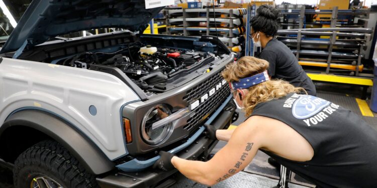 Ford отзывает более полумиллиона внедорожников Bronco из-за риска возгорания