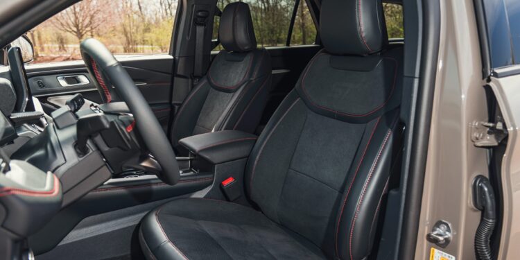 Ford отзывает почти 80 000 Explorer и Aviator из-за самопроизвольного складывания сидений