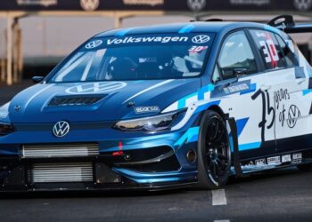 Golf GTI с сердцем Audi: более 1000 сил