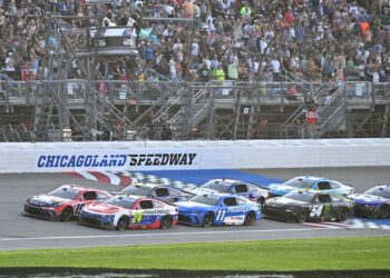 Гонка за плей-офф NASCAR: кто главный фаворит?