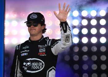 Харрисон Бертон вернётся в NASCAR Truck Series на IRP