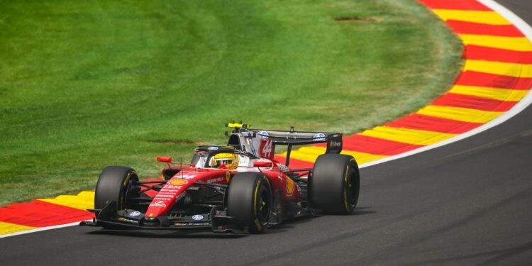 Хэмилтон разбил Ferrari на практике: квалификация в Спа оказалась «не такой»