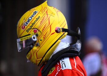 Хэмилтон сохранил четвёртое место в Бельгии, механик Ferrari отделался испугом
