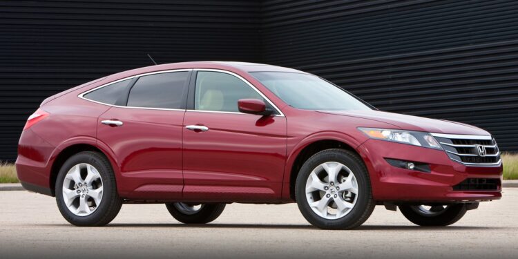 Honda Accord Crosstour может снова выйти на охоту за Subaru