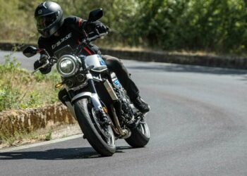 Honda CB1000F: ретростиль и современная начинка от Hornet 1000
