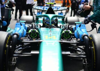 Honda раскрыла дату дебюта нового двигателя на Aston Martin