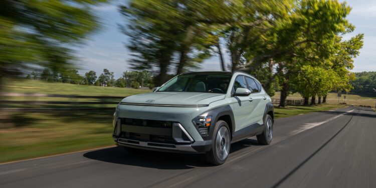 Hyundai отзывает 47 тысяч Kona и Kona Electric из-за проблем с ремнями безопасности