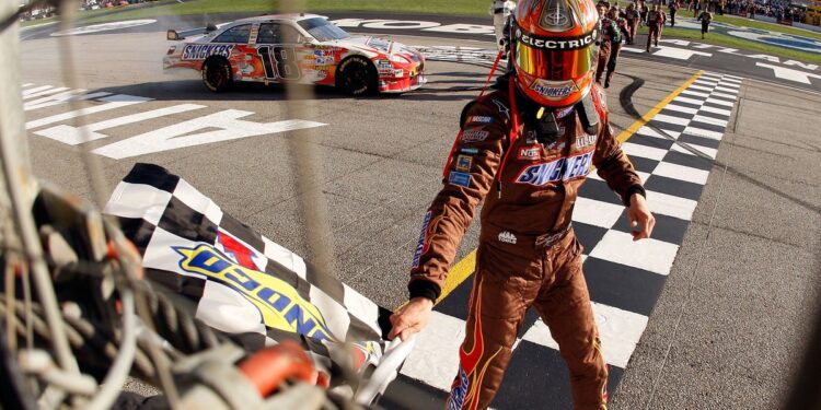 Кайл Буш в Атланте: 14 побед, которые вошли в историю NASCAR