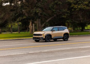 Kia Seltos X-Line SX 2027: компактный кроссовер, который изменил всё