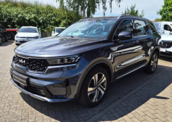 Kia Sorento с 265 гибридными силами: большой семейный внедорожник по привлекательной цене