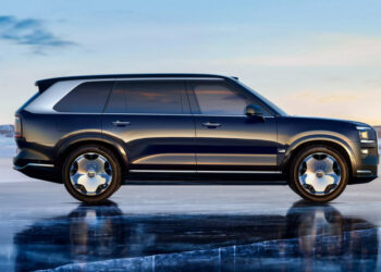 Китайский SUV лишился функций после пересечения границы