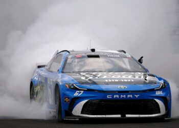 Кори Хейм выиграл Brickyard 400: вторая победа в карьере за 15 стартов