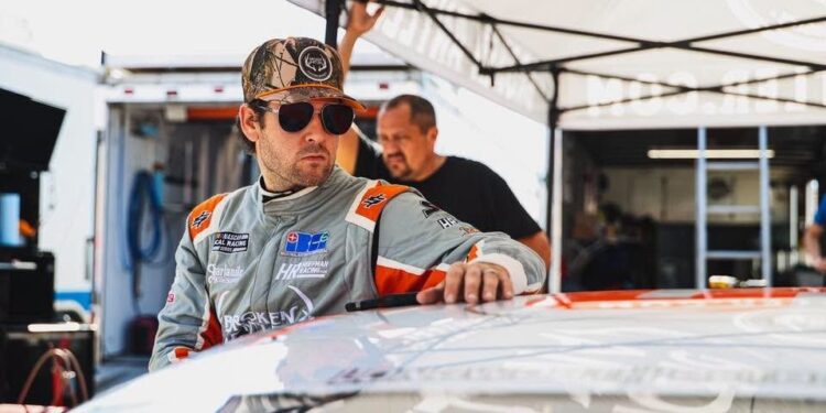 Лэндон Хаффман возвращается в NASCAR Trucks спустя семь лет