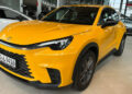 Lexus LBX с гибридом и гарантией на семь лет — редкое предложение