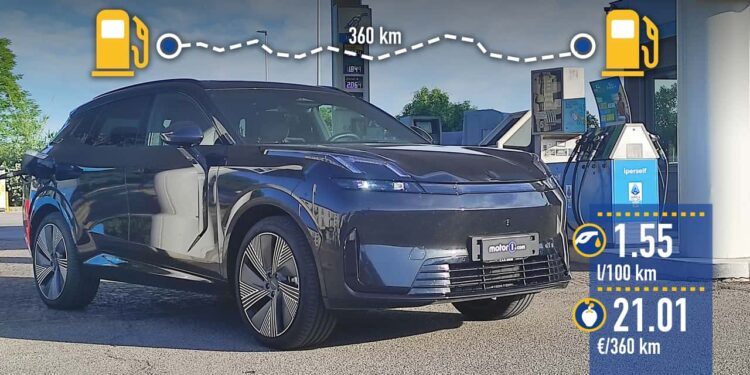 Lynk & Co 08: реальный расход 2026
