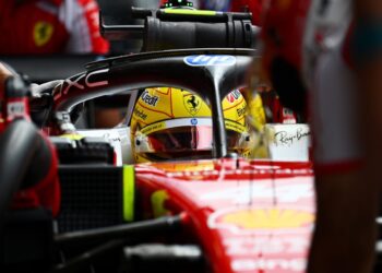 Льюис Хэмилтон: Mercedes все еще «команда, которую нужно побить» на Гран-при Бельгии вместе с McLaren